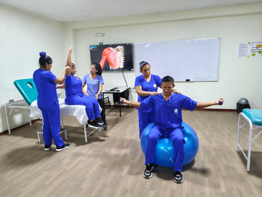 TERAPIA FÍSICA Y REHABILITACIÓN